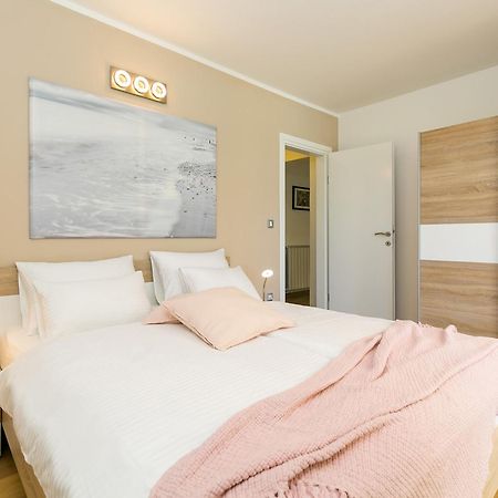 Pool Premium Apartment ヴルサル エクステリア 写真
