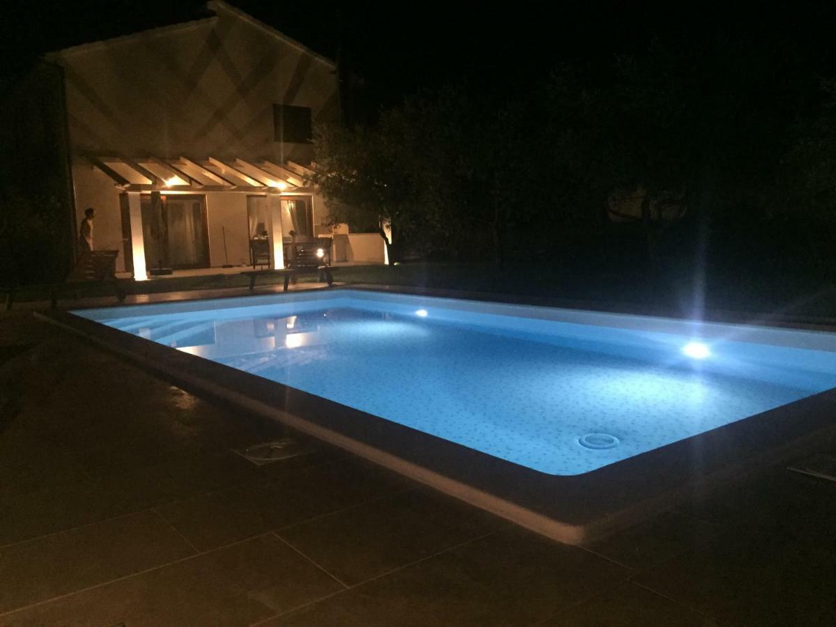 Pool Premium Apartment ヴルサル エクステリア 写真