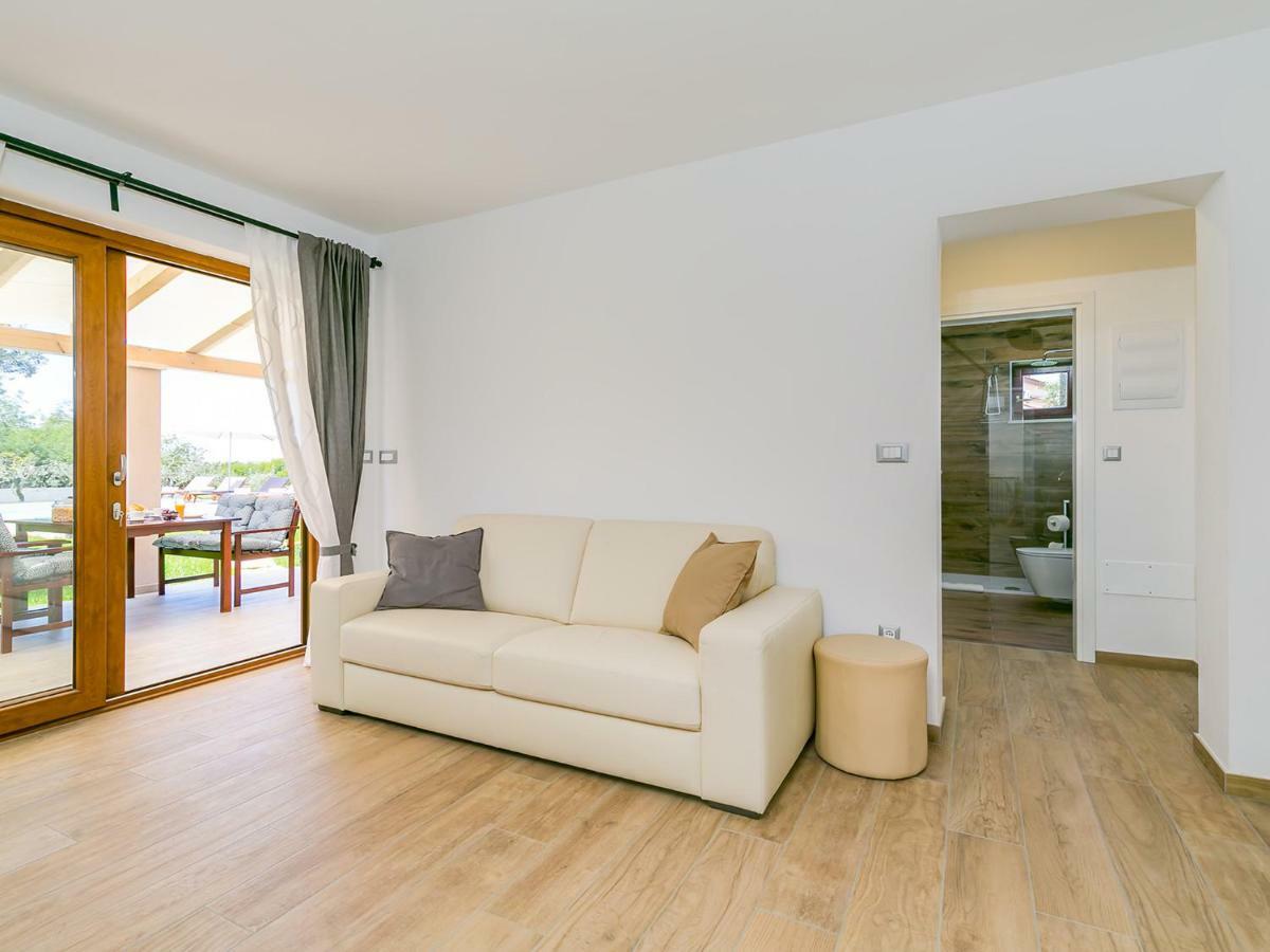 Pool Premium Apartment ヴルサル エクステリア 写真